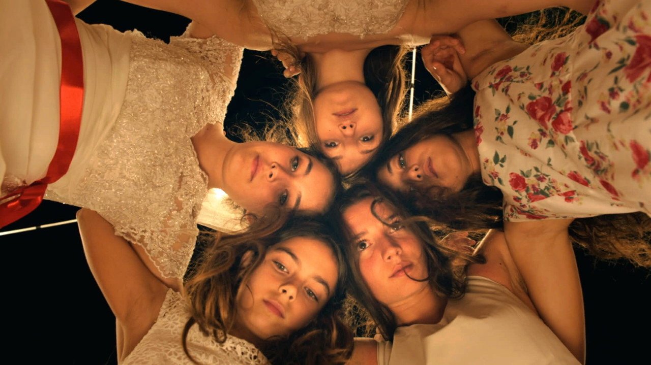 La factoría de esposas. Mustang (2015) de Deniz Gamze Ergüven.
